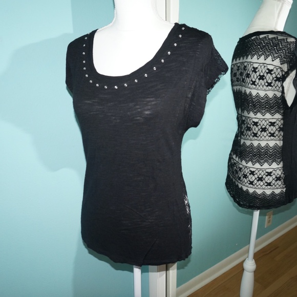 Forever 21 Medium lace back jeweled shirt - Picture 4 of 10